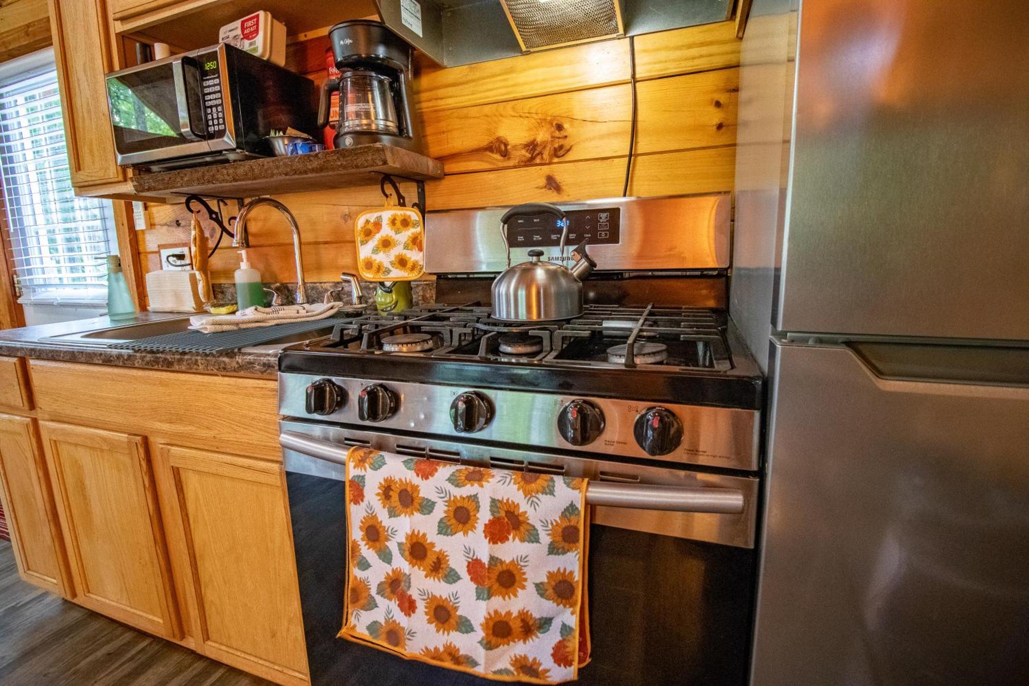 Kozy Haven Log Cabin Rentals Columbia Eksteriør billede
