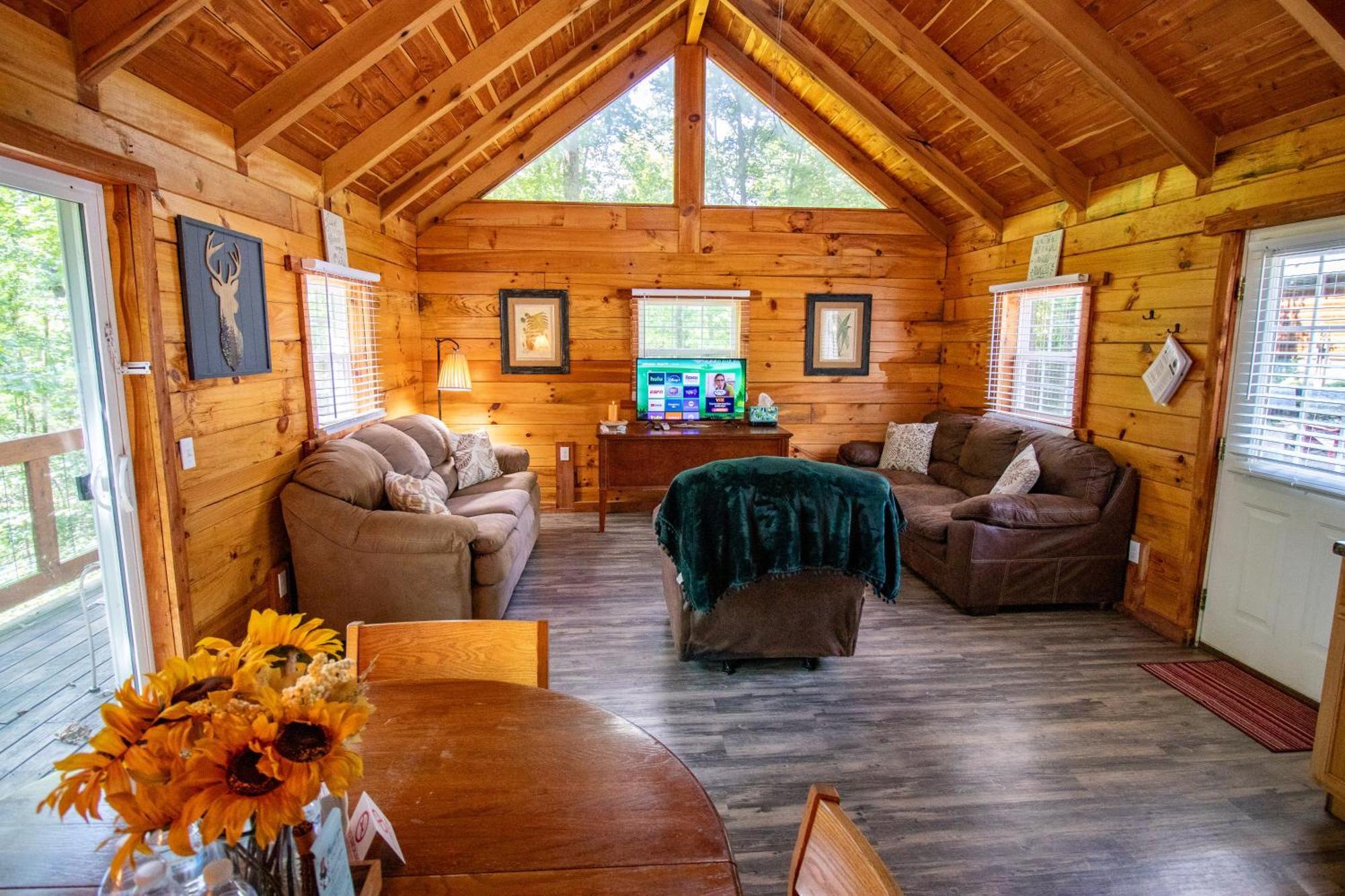 Kozy Haven Log Cabin Rentals Columbia Eksteriør billede